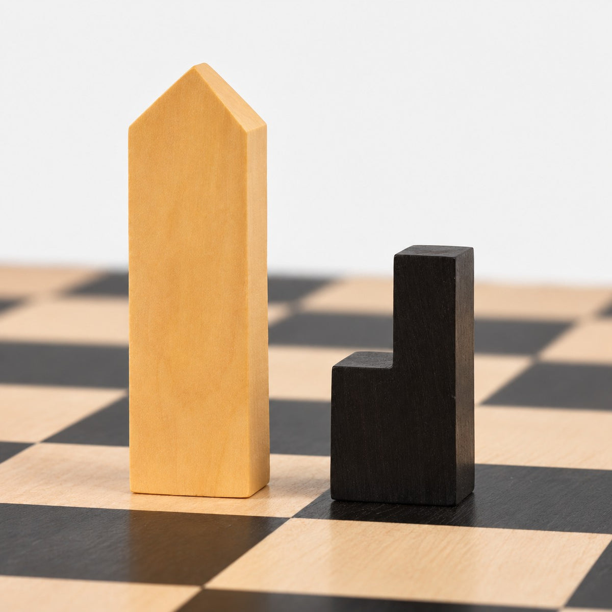 1966 Lanier Graham Chess Set with Ebonized Boxwood Pieces and Ebony Wood Board - 2.7-Inch King - king and knight close-up
