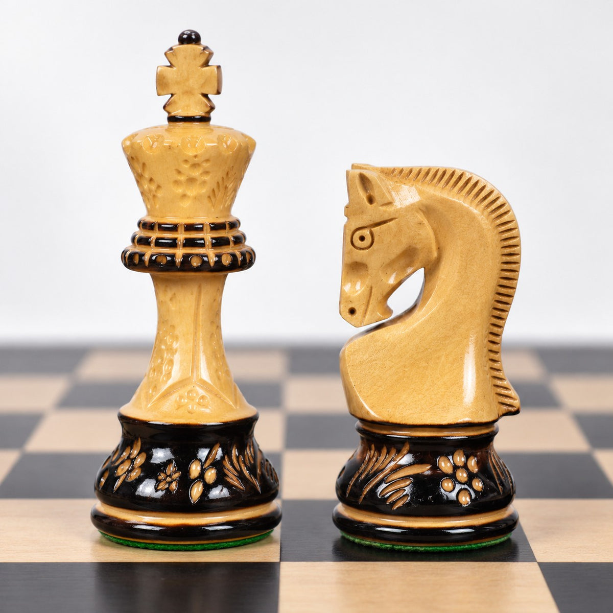 3.75-Inch Artisan-Carved Burnt Zagreb Chess Set with Borderless Board & Leatherette Coffer Storage Box - king and knight close-up
