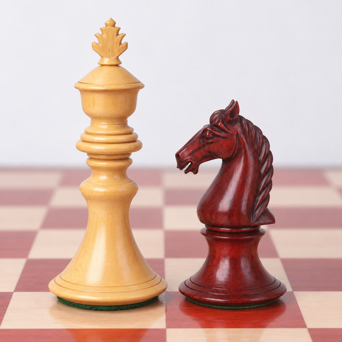 Luxury 4.3-Inch Aristocrat Series Staunton Chess Set - Bud Rosewood & Boxwood Pieces with Board and Storage Box - king and knight close-up